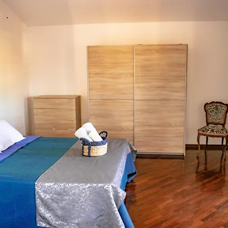 Asherat كاربونيا