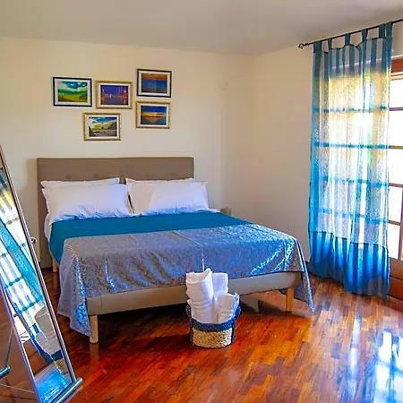 Couette-café Asherat 3*